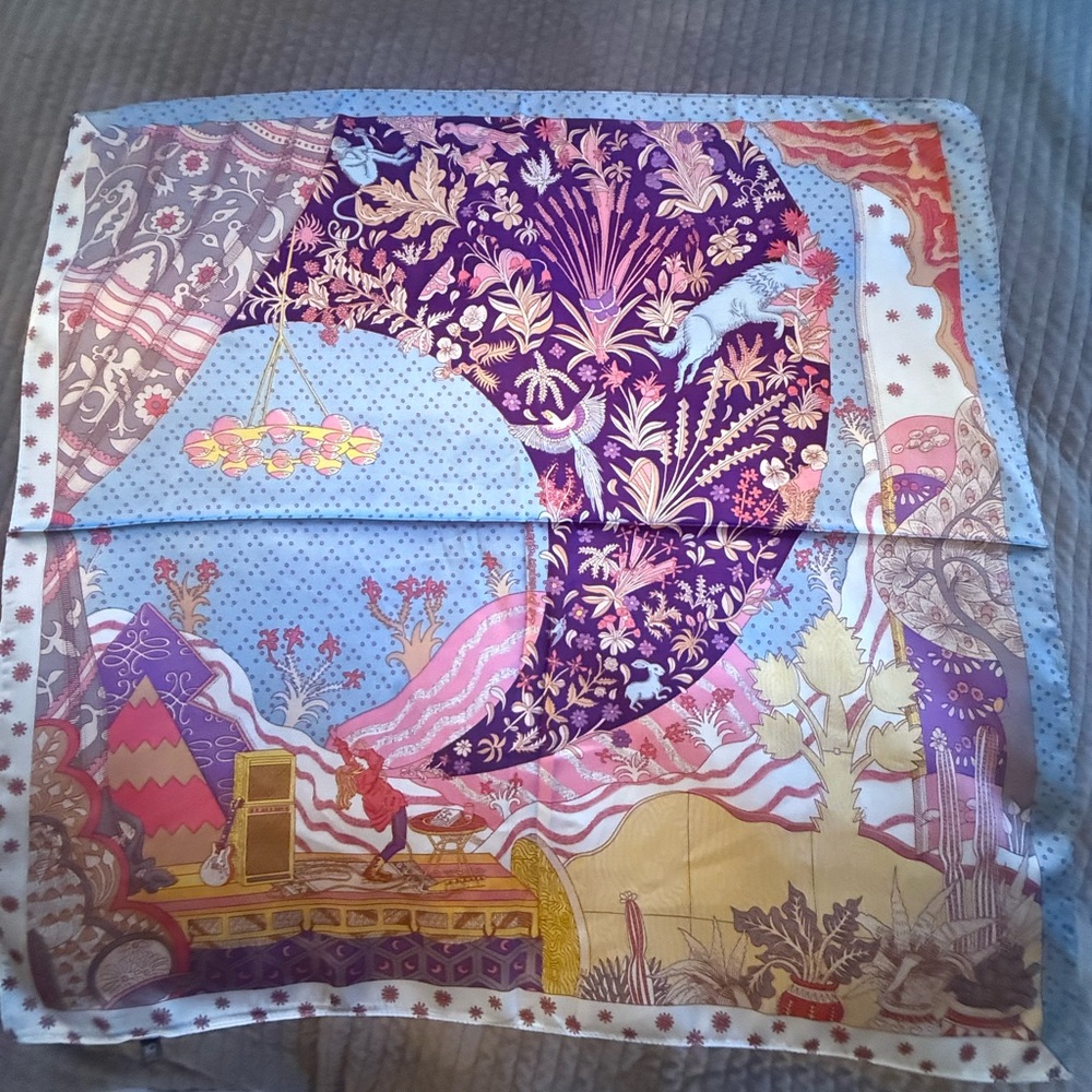 NEW Large Luxury Fashion Accessory Scarf